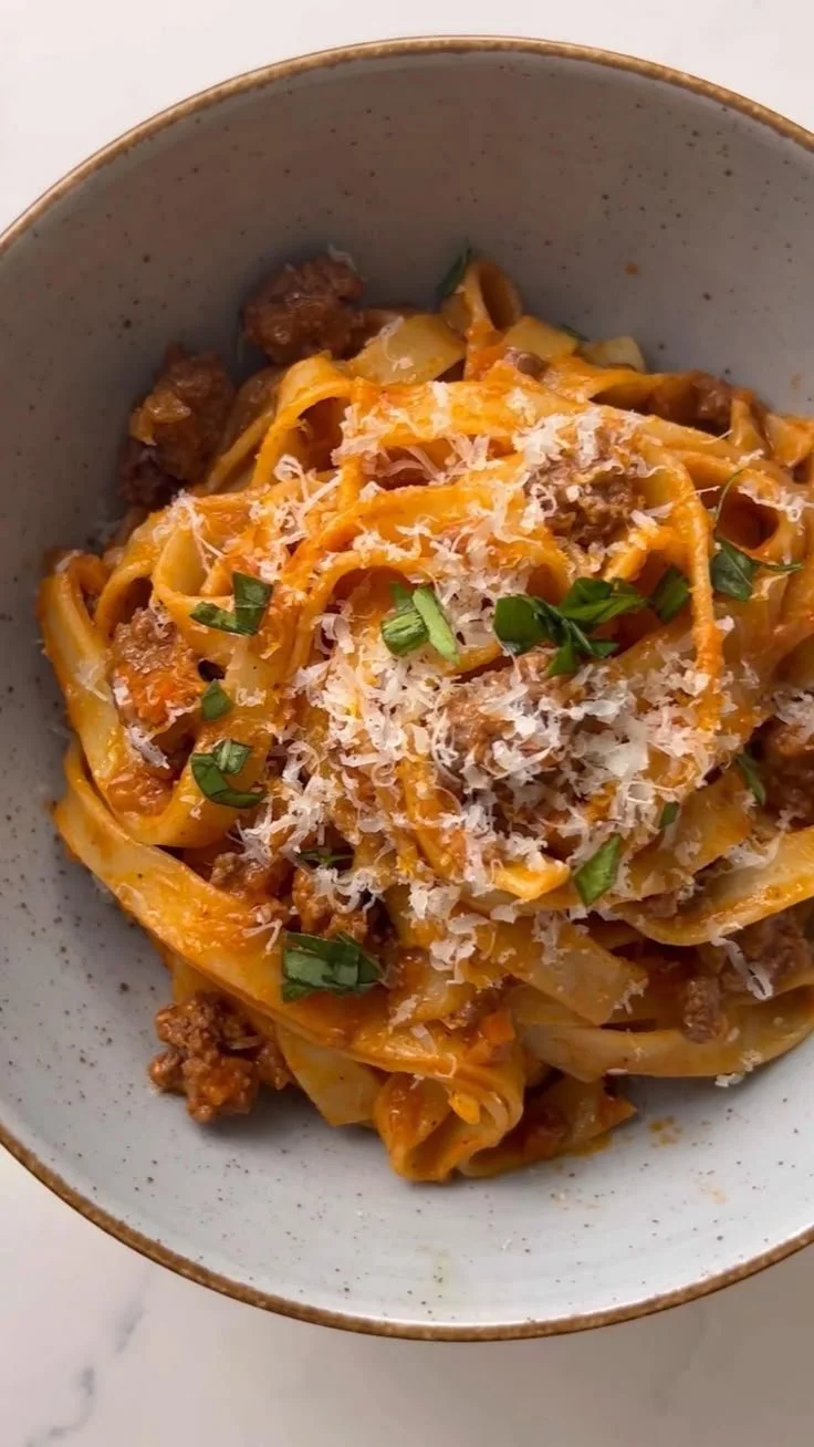 Creamy Fettuccine Bolognese