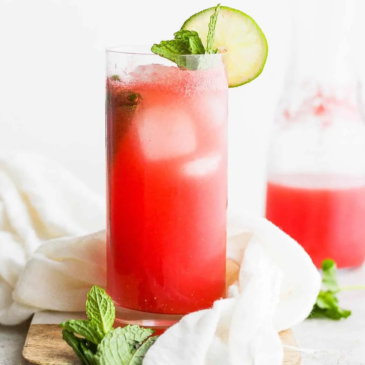 Watermelon Spritzer (Easy + only 5 Ingredients)