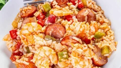 Healthy Jambalaya with colorful vegetables and lean protein served in a bowl.