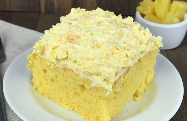 Pineapple Lush Cake